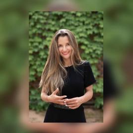 Carolina Almeida Cruz